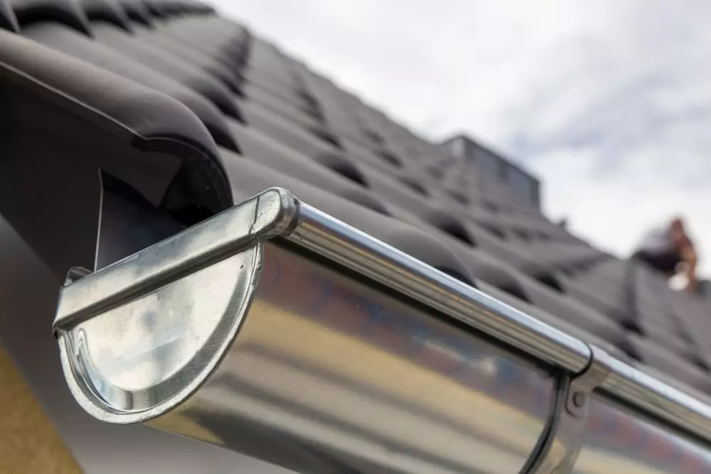 Half round gutter