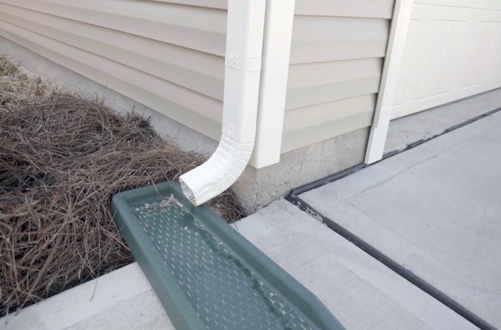 gutter downspout splash block